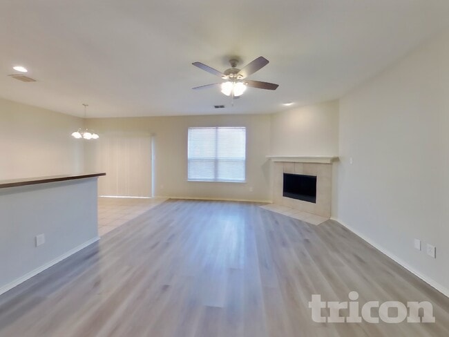 Photo - 2809 Thistlewood Dr