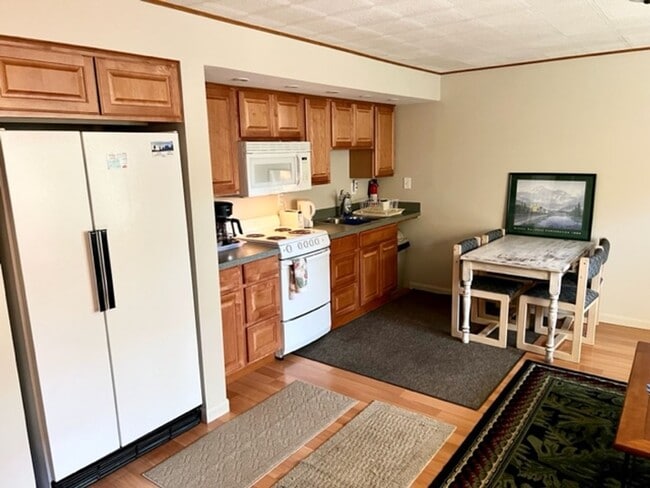 Photo - 1610 E St Unit 1610 E Street.-  #2