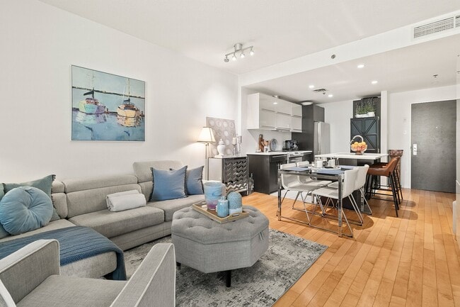 Photo - 230 Chem. du Golf Unité 201