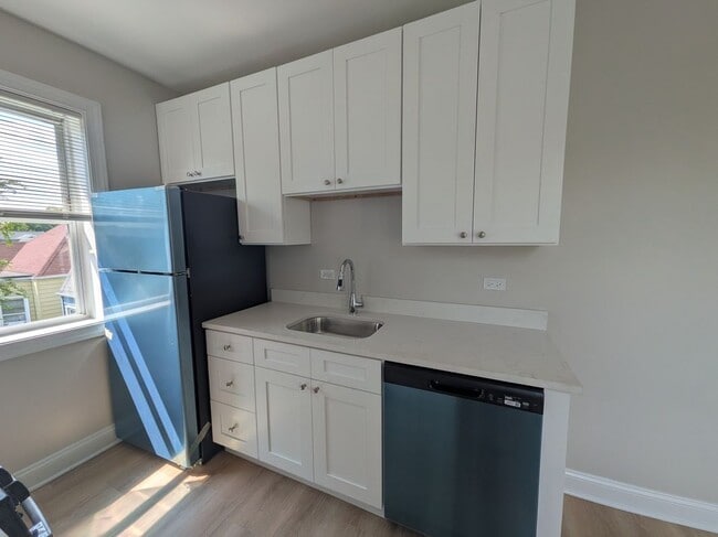 Photo - 2600 N Kimball Ave Unit 411
