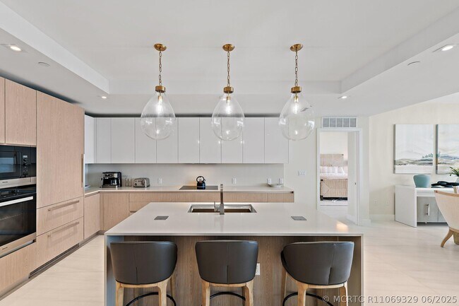 Photo - 3100 N Ocean Dr Unit 906