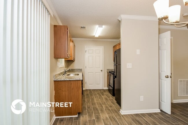 Photo - 68 Gilliam's Xing SW