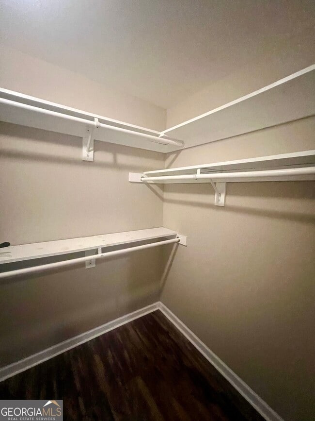 Photo - 1097 Tucker Rd