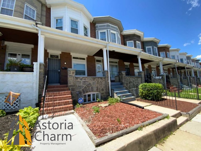 Building Photo - 3 Bedroom 1.5 Bath Baltimore Home with Finished Basement and Fenced Yard