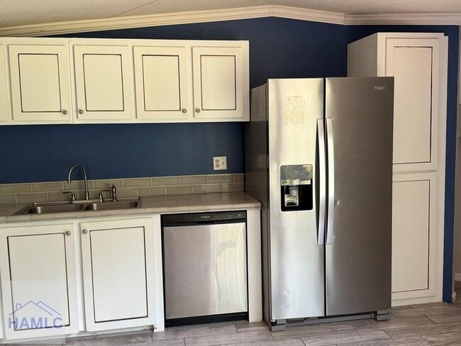 Photo - 106 Cravey Ln