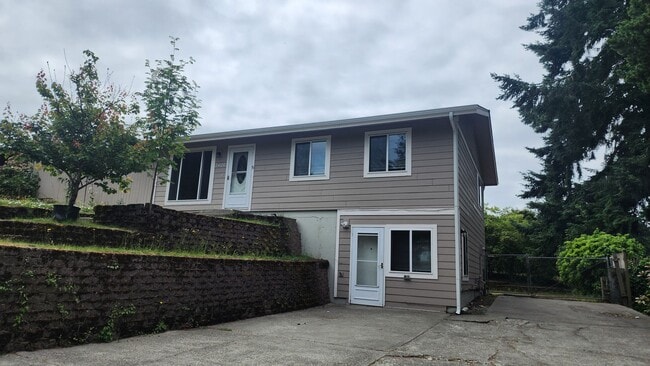 Steilacoom 4 Bedroom + Bonus Room! - Steilacoom 4 Bedroom + Bonus Room! Casa