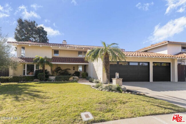 Photo - 987 Brookview Ave