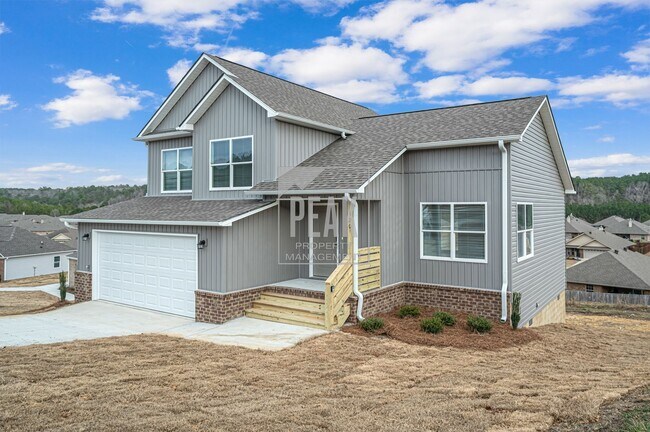 Photo - 390 Woodland Cir