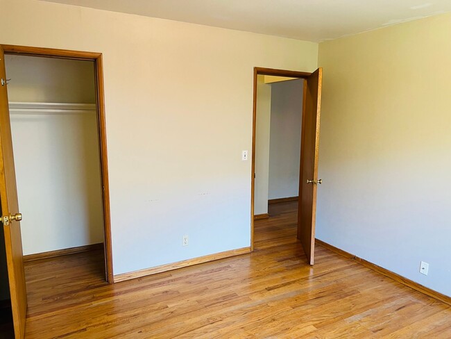 Photo - 1Bed/1Bath Laurelhurst Apartment Unit 338