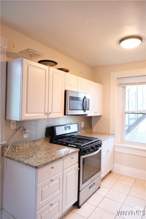 Building Photo - 88 W Utica St Rental