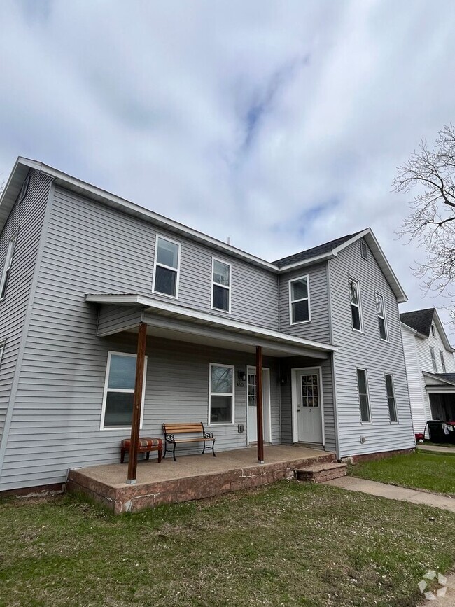 Building Photo - 460 Platt St Unit Apt 3