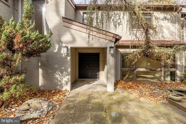 Photo - 1434 Kirby Rd