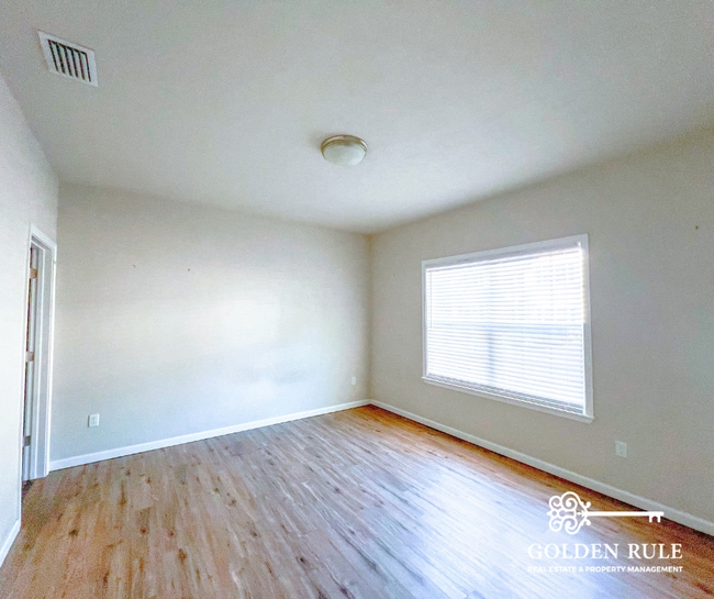 Photo - 7348 NW 47th Way