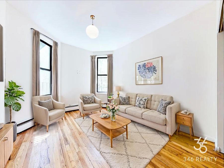 Cabrini Boulevard - Cabrini Boulevard Unit 22