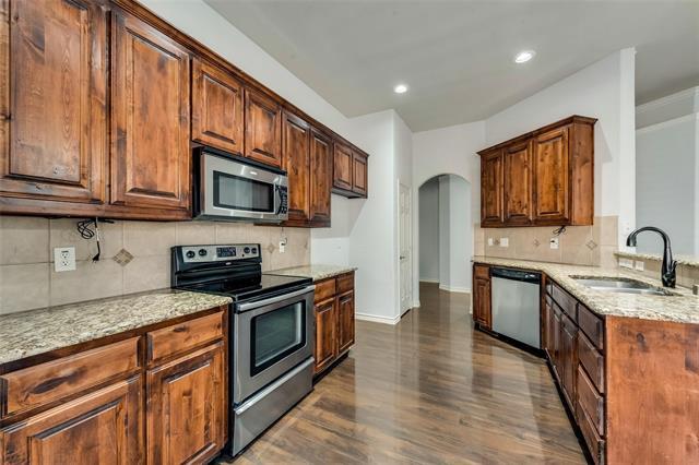 Photo - 2628 Triangle Leaf Dr