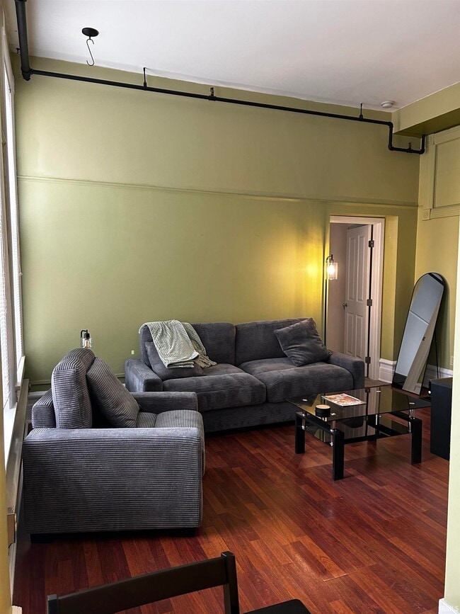 Photo - 112 W Washington Blvd Unidad 322