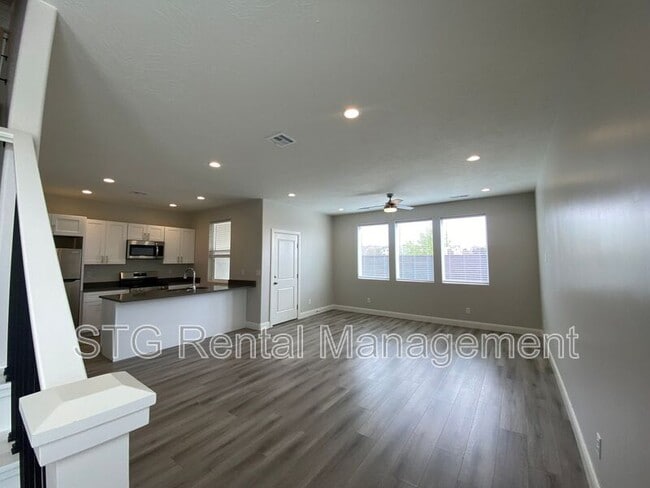 Photo - 4381 W 1200 S