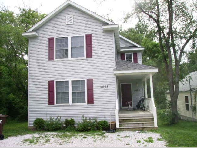Building Photo - 5808 Outer Dr Rental