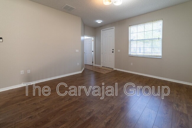 Photo - 13175 Center Square Dr