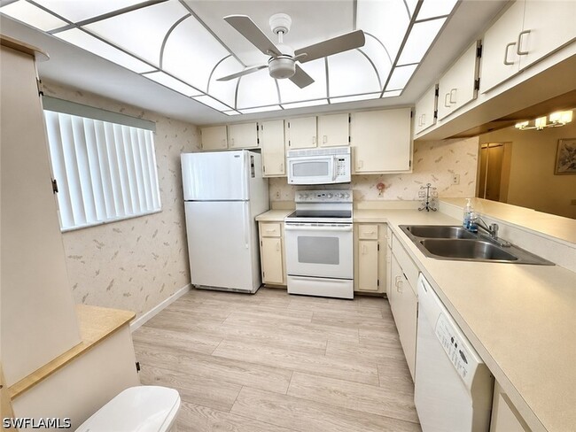 Photo - 17455 Woodland Trace Dr Unidad F