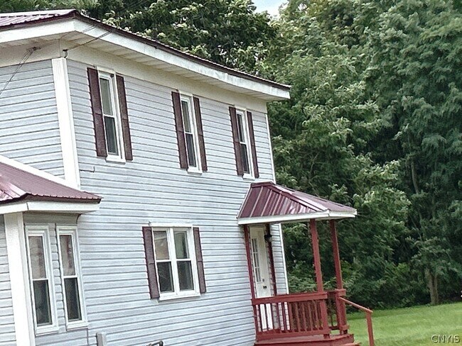 335 Church St