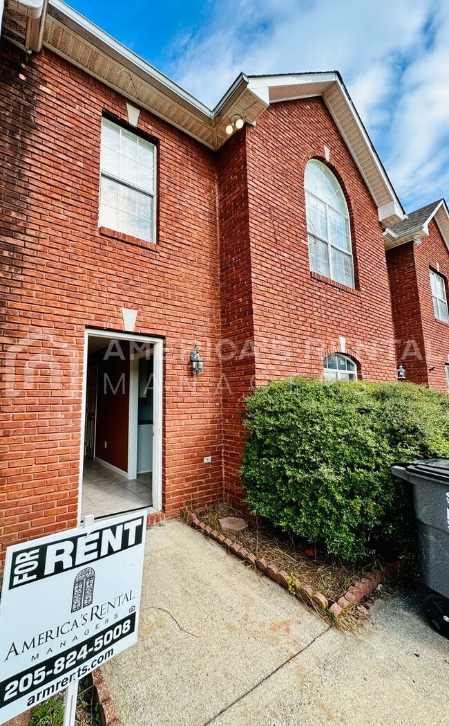 Building Photo - Town home for Rent in Helena, AL! View with 48 Hours Notice!