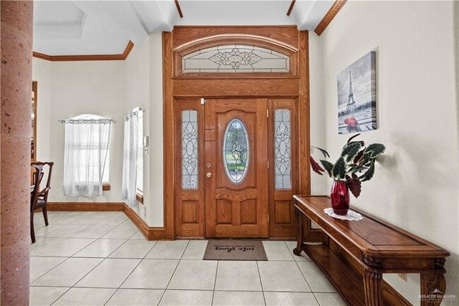 Photo - 23 E Champion St
