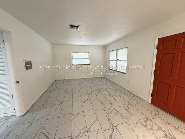 Photo - 1624 Ferndell Rd