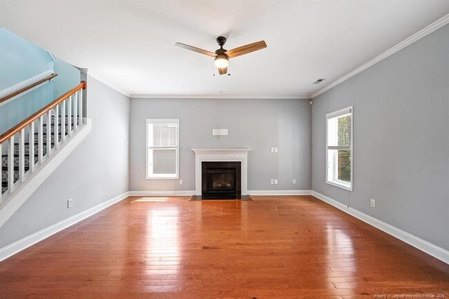 Photo - 204 Executive Dr