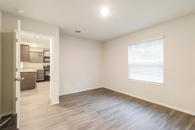 Photo - 2420 Bull Trout Dr