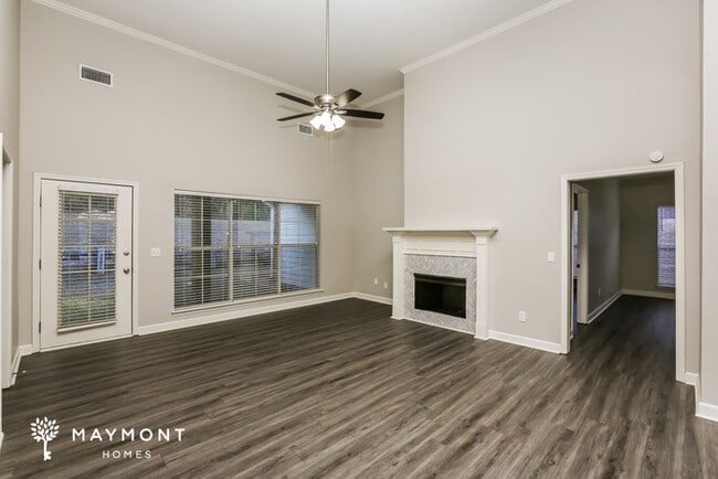 Photo - 260 Azalea Ct