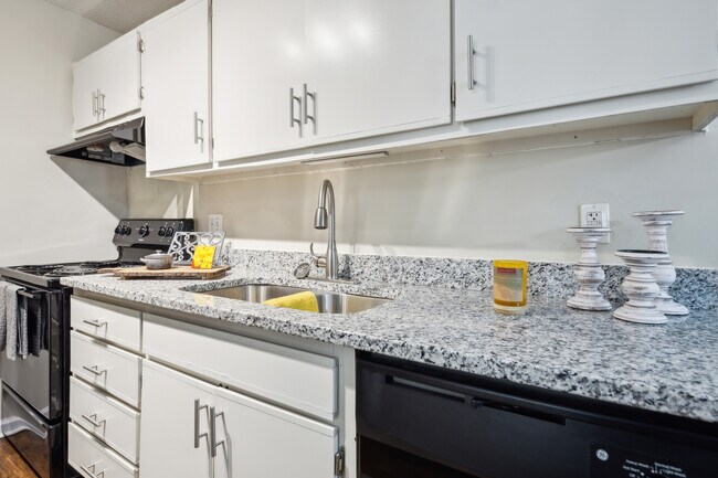 Photo - Springtree Apartments