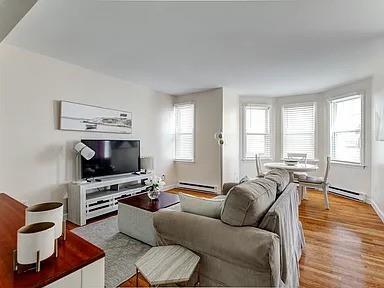 Photo - 27 Thames St