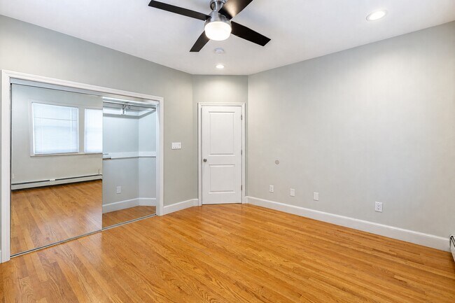 Photo - 77 Easton St Unit 3