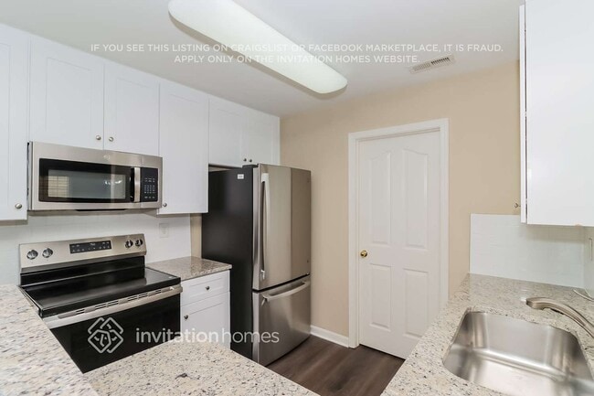 Photo - 8410 Wallace Glen Dr