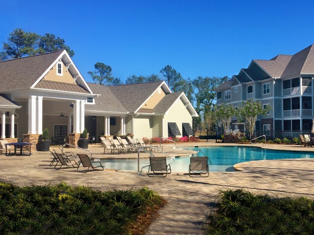 Legends at Azalea Swimming Pool - Legends at Azalea Apartments