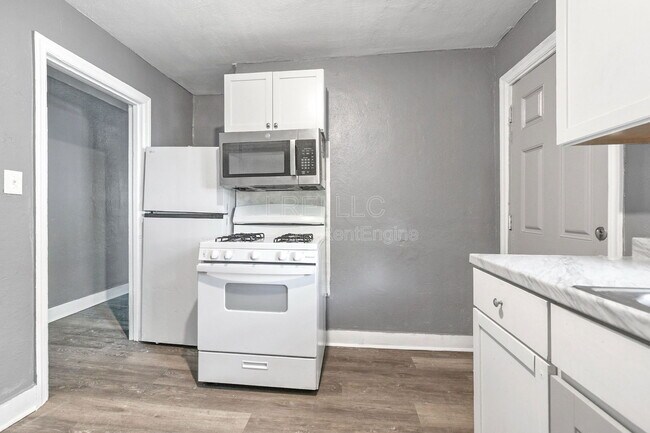 Photo - 3127 Southern Ave