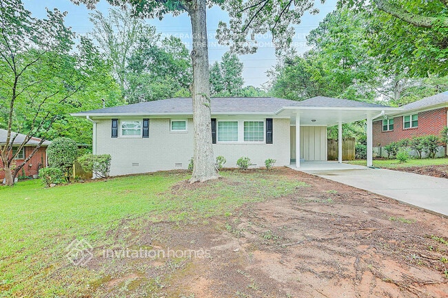 Photo - 2716 Lancaster Dr