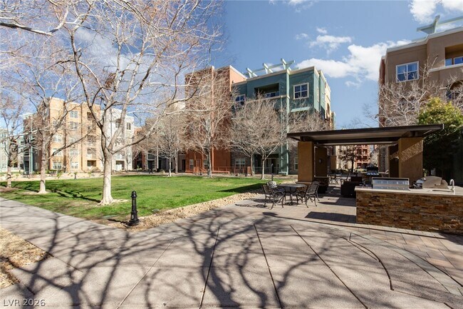 50 E Serene Ave Unit 415