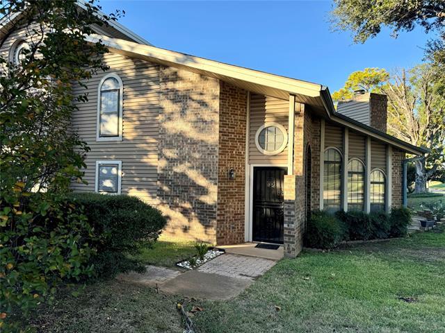 Photo - 402 S Fielder Rd Townhome