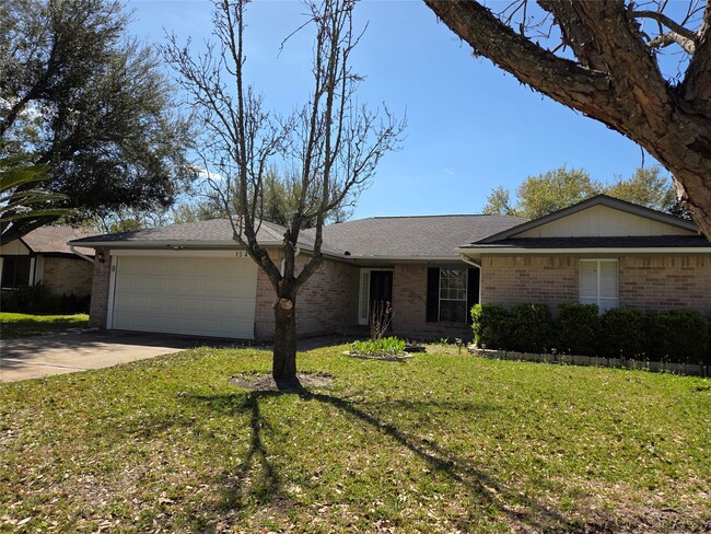 Photo - 15415 Beechnut St