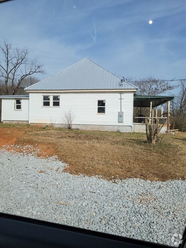 2Bedroom Apartments for Rent in Royston GA 3 Apartments