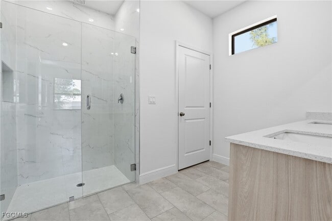 Photo - 1087 Rugby Cir