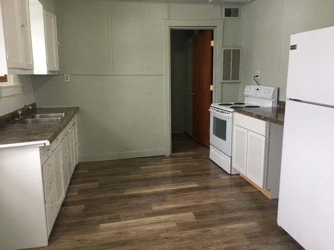 1 bed 1 bath single family home in Wausau - 1 bed 1 bath single family home in Wausau