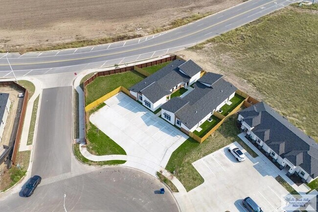 Photo - 3508 Hidalgo Cir