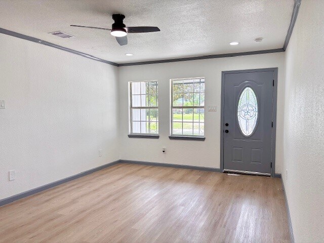 Photo - 317 San Jacinto St