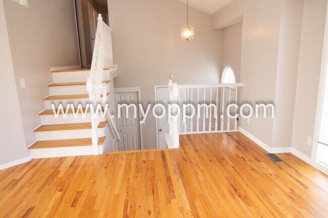 Photo - Available NOW! 3 Bedroom / 2 Bathroom Home | Northwest Omaha