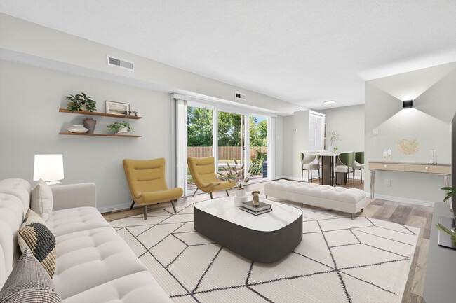 Photo - 2703 Center St