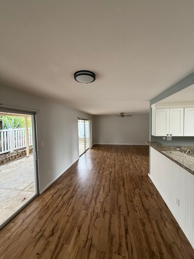 Photo - 1886 Fairway Park Unidad B