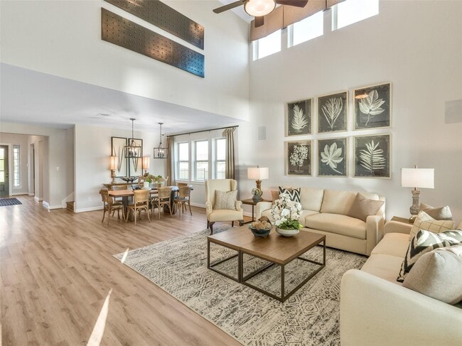 Photo - 11 Shumard Oak Dr